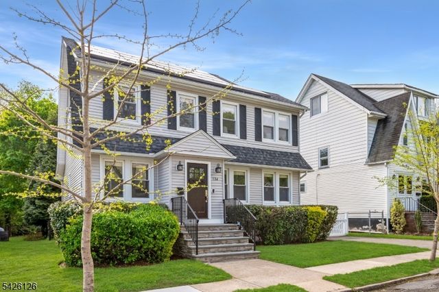 136 Union Ave, Maplewood Twp., NJ 07040