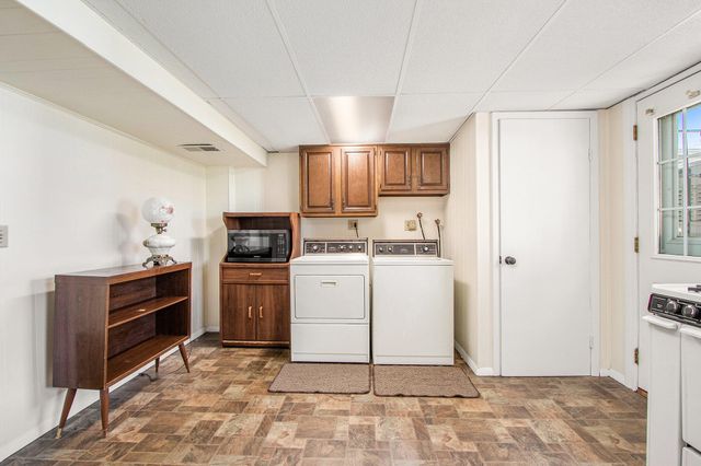 1234 N Oakwood Street, Griffith, IN 46319