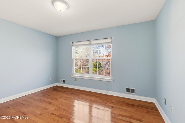 26 Tuscany Drive, Jackson, NJ 08527