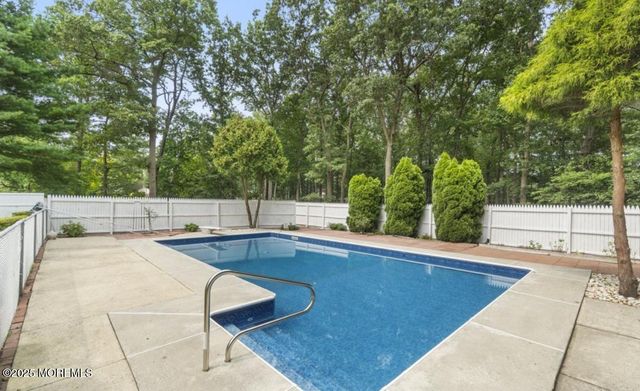 26 Tuscany Drive, Jackson, NJ 08527