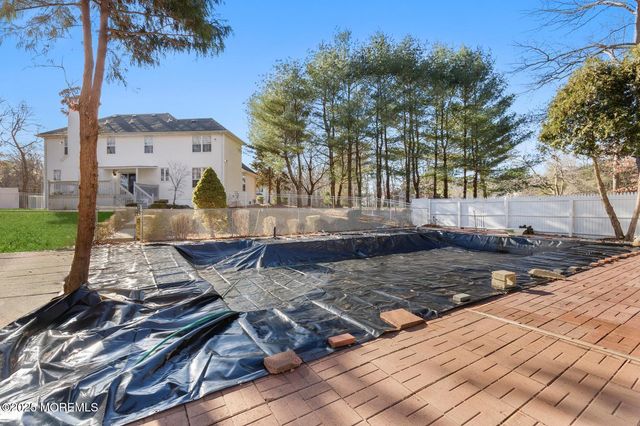 26 Tuscany Drive, Jackson, NJ 08527