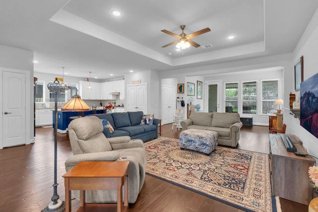 118 Wild Wisteria Lane, Montgomery, TX 77316