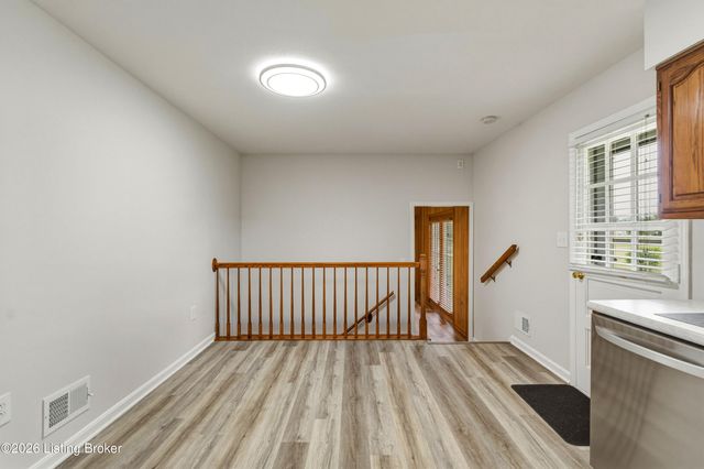 6109 Pendleton Rd, Louisville, KY 40272
