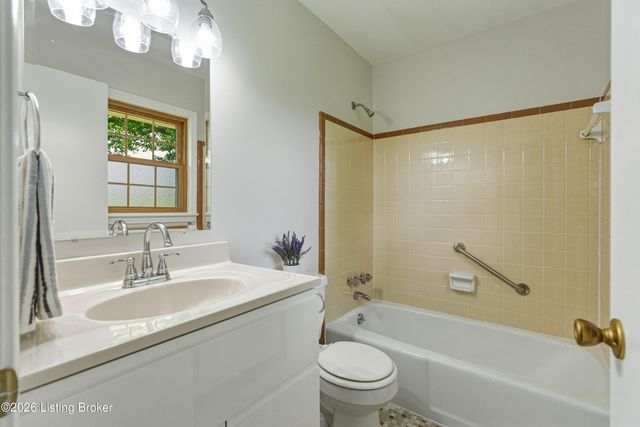 6109 Pendleton Rd, Louisville, KY 40272