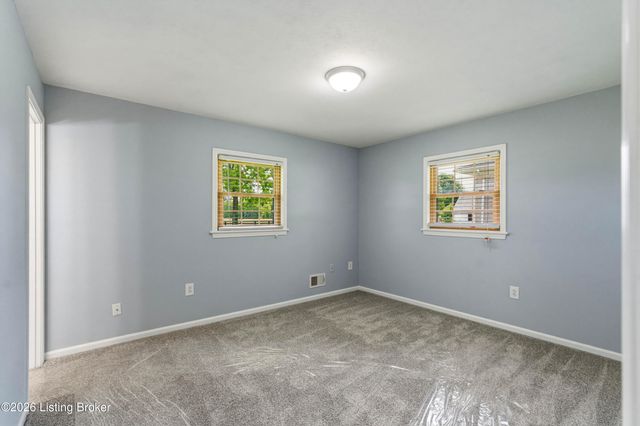 6109 Pendleton Rd, Louisville, KY 40272
