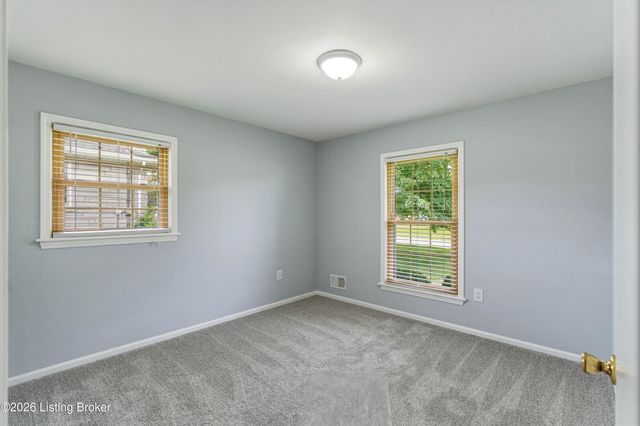 6109 Pendleton Rd, Louisville, KY 40272