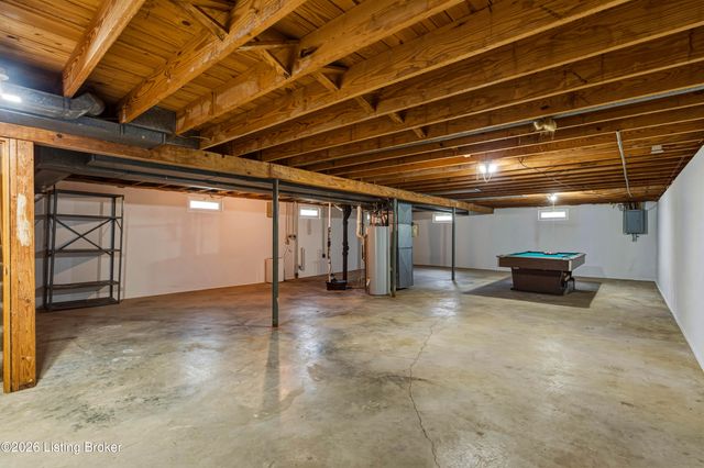 6109 Pendleton Rd, Louisville, KY 40272