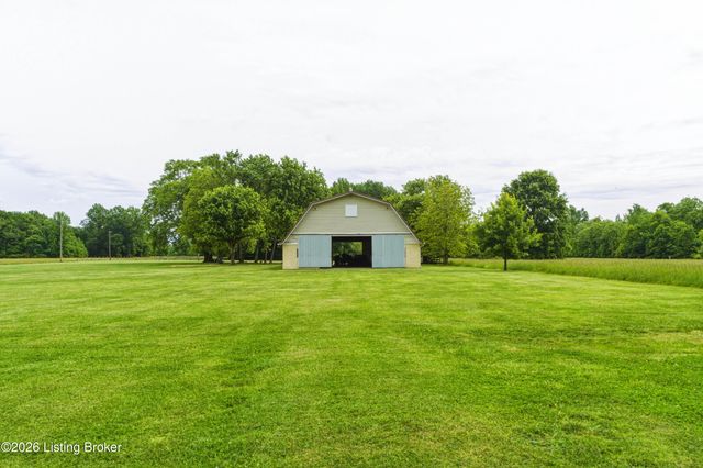 6109 Pendleton Rd, Louisville, KY 40272
