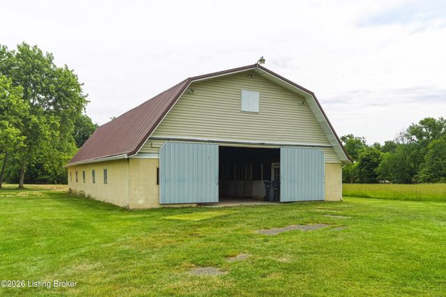 6109 Pendleton Rd, Louisville, KY 40272
