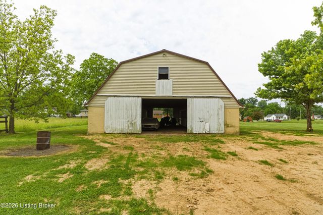 6109 Pendleton Rd, Louisville, KY 40272