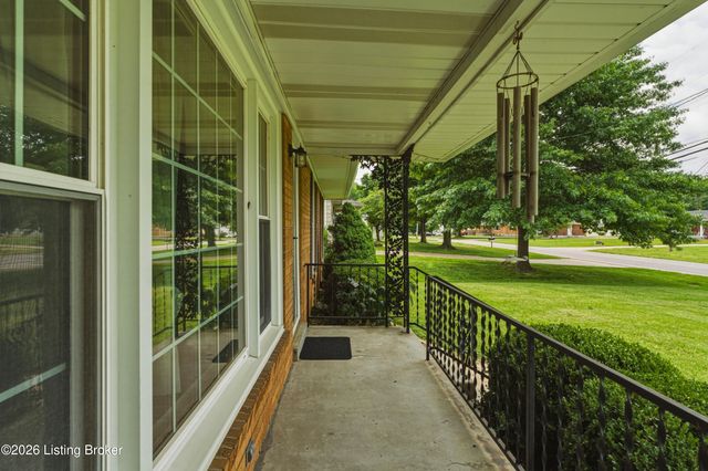 6109 Pendleton Rd, Louisville, KY 40272