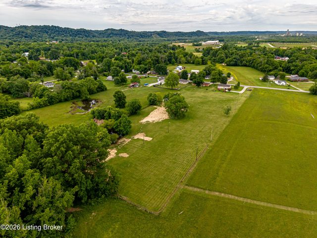 6109 Pendleton Rd, Louisville, KY 40272