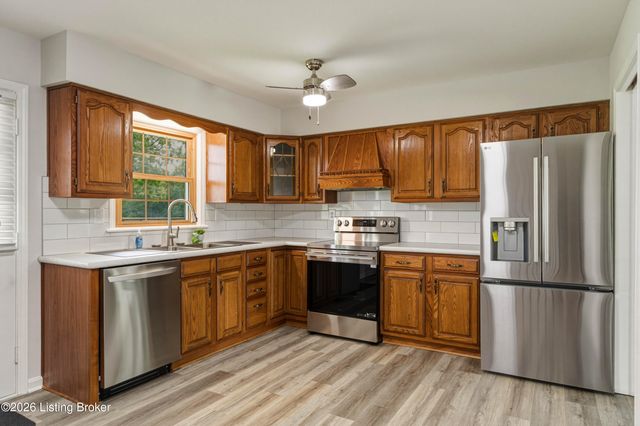 6109 Pendleton Rd, Louisville, KY 40272