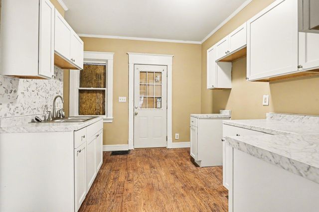 410 W Paterson Street, Kalamazoo City, MI 49007