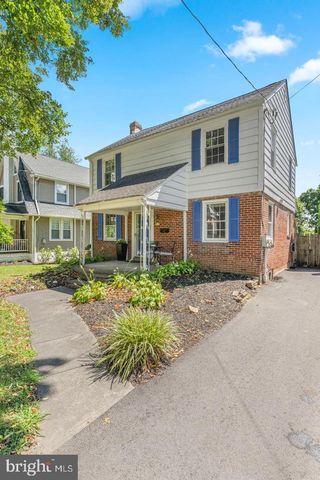 77 FOREST RD, Springfield, PA 19064