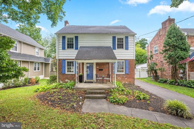 77 FOREST RD, Springfield, PA 19064
