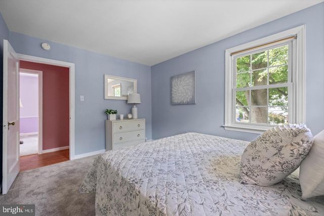 77 FOREST RD, Springfield, PA 19064