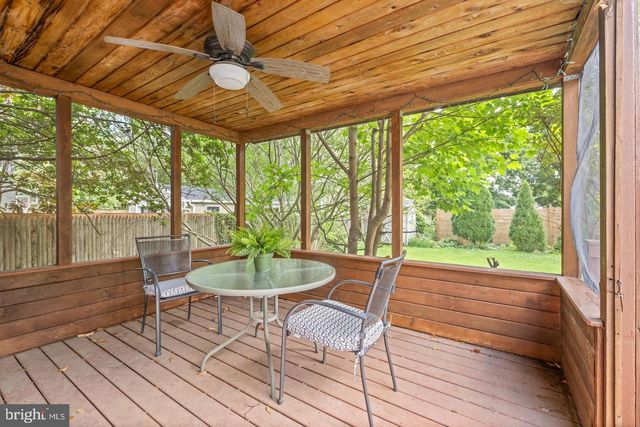 77 FOREST RD, Springfield, PA 19064