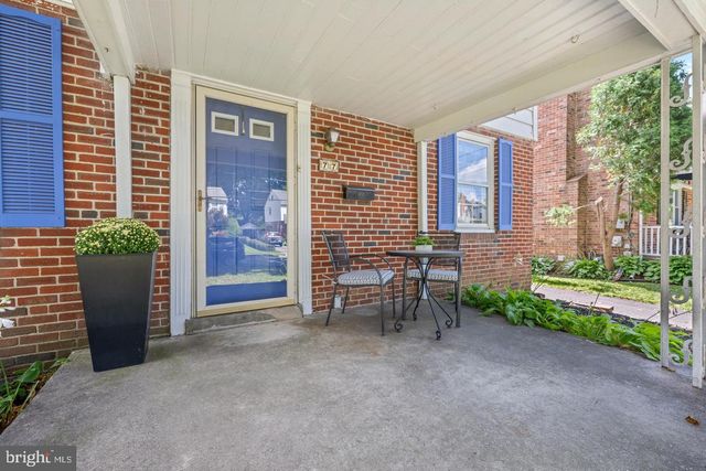 77 FOREST RD, Springfield, PA 19064