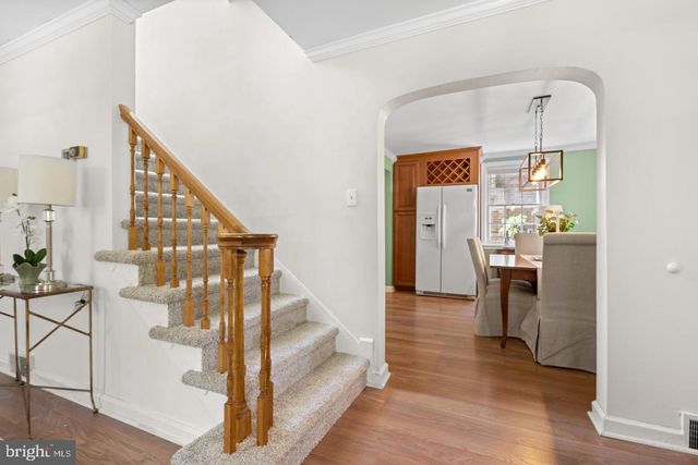77 FOREST RD, Springfield, PA 19064