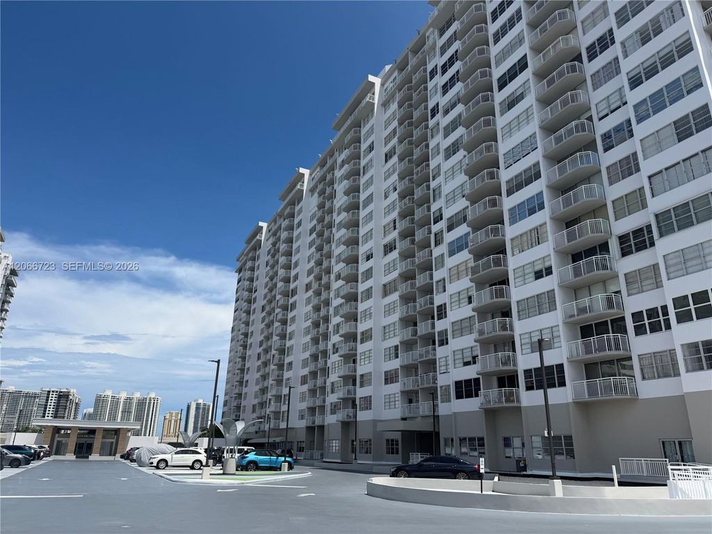 18031 Biscayne Boulevard 601, Aventura, FL 33160