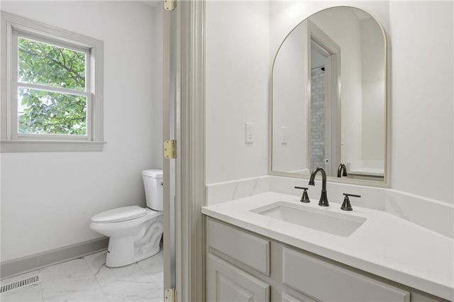 731 Chattahoochee Place, Gainesville, GA 30506