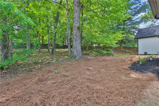 731 Chattahoochee Place, Gainesville, GA 30506