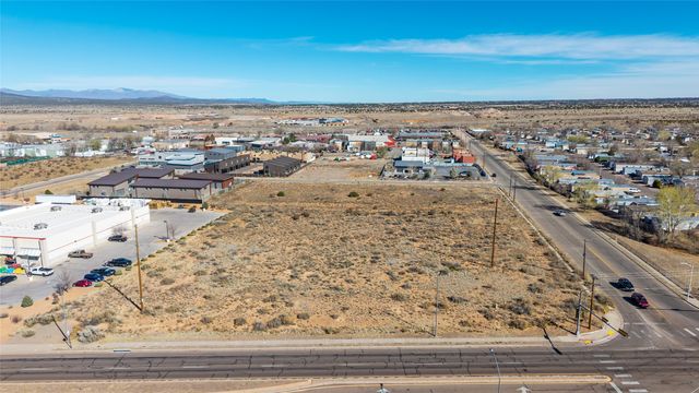 7512 Gooney Bird Way, Santa Fe, NM 87507