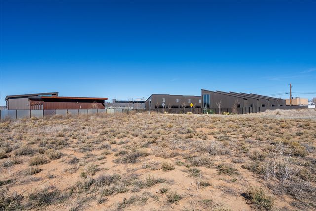 7512 Gooney Bird Way, Santa Fe, NM 87507