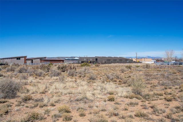 7512 Gooney Bird Way, Santa Fe, NM 87507