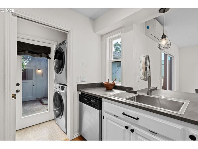 2443 Nw 153RD Ave, Beaverton, OR 97006