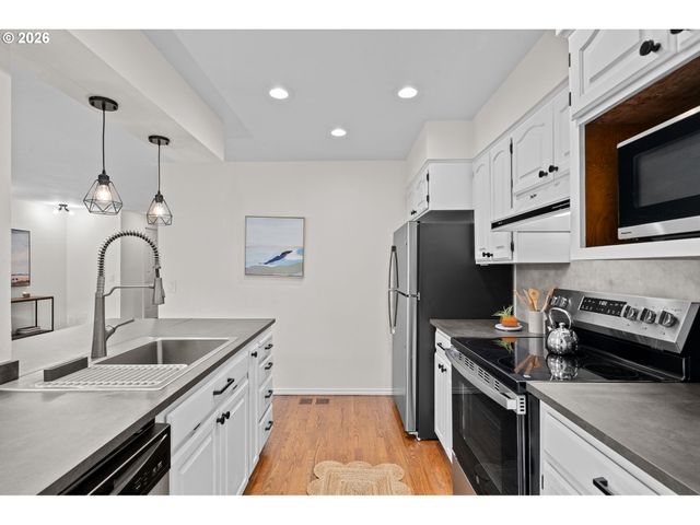 2443 Nw 153RD Ave, Beaverton, OR 97006