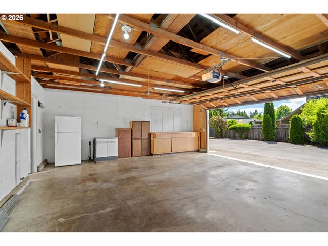 2443 Nw 153RD Ave, Beaverton, OR 97006