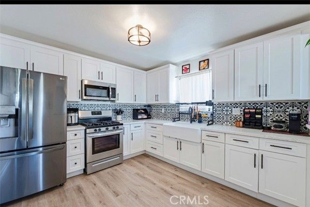 1056 W Gage, Los Angeles, CA 90044