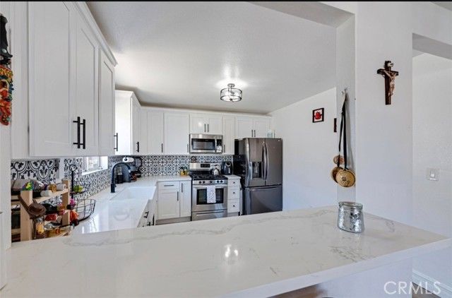 1056 W Gage, Los Angeles, CA 90044