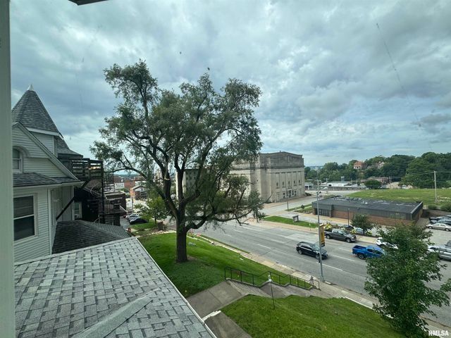 707 BRADY Street, Davenport, IA 52803