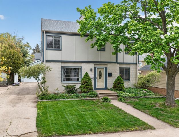 514 69th Street, Kenosha, WI 53143