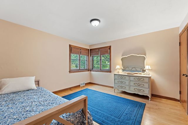 514 69th Street, Kenosha, WI 53143