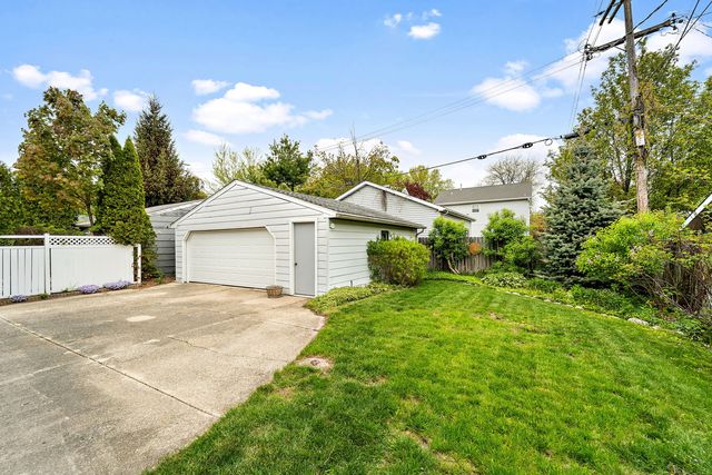 514 69th Street, Kenosha, WI 53143