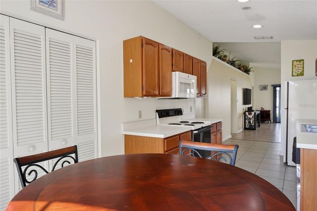 6264 PEACOCK RUN, Lakeland, FL 33809
