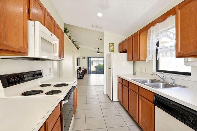 6264 PEACOCK RUN, Lakeland, FL 33809