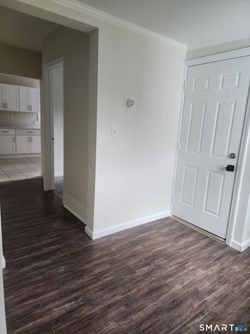 40 Adams Avenue 2nd Fl, Stamford, CT 06902