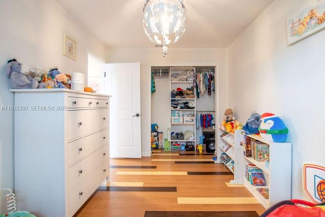 11751 NW 32nd Mnr, Sunrise, FL 33323