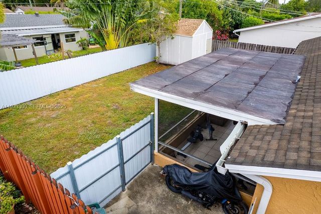 11751 NW 32nd Mnr, Sunrise, FL 33323