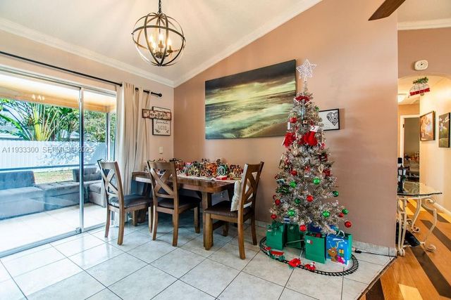 11751 NW 32nd Mnr, Sunrise, FL 33323