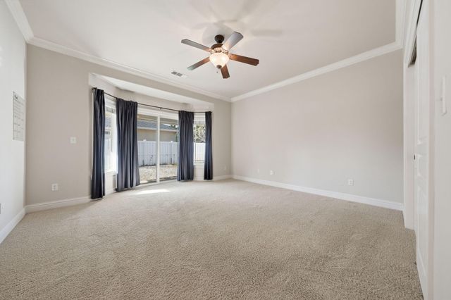 3594 Laramie Street, Redding, CA 96002