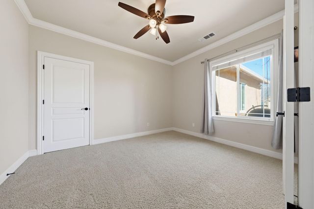 3594 Laramie Street, Redding, CA 96002