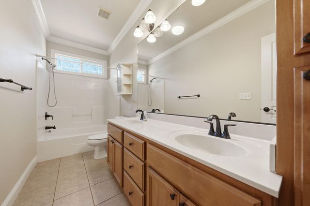 3594 Laramie Street, Redding, CA 96002