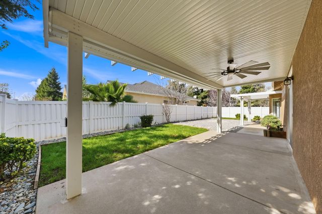 3594 Laramie Street, Redding, CA 96002