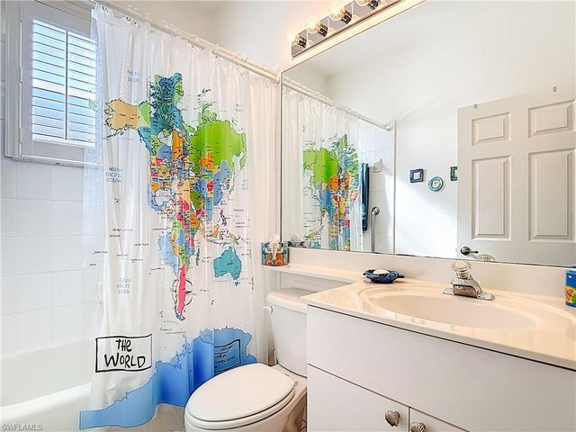 20760 Athenian LN, North Fort Myers, FL 33917